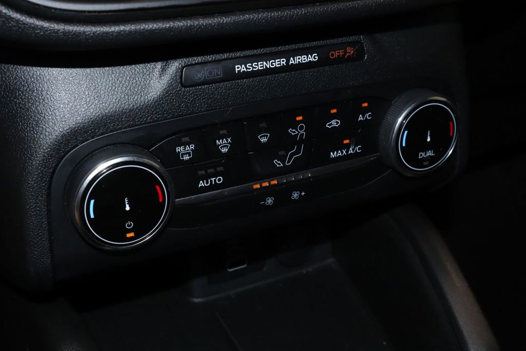 Certified 2025 Ford Escape ST-Line AWD/4WD image 30