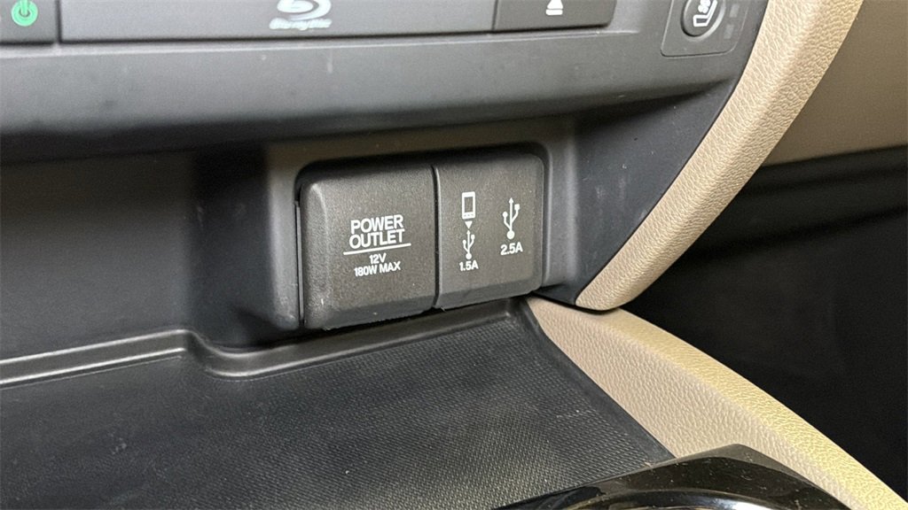 Used 2017 Honda Pilot Elite image 36