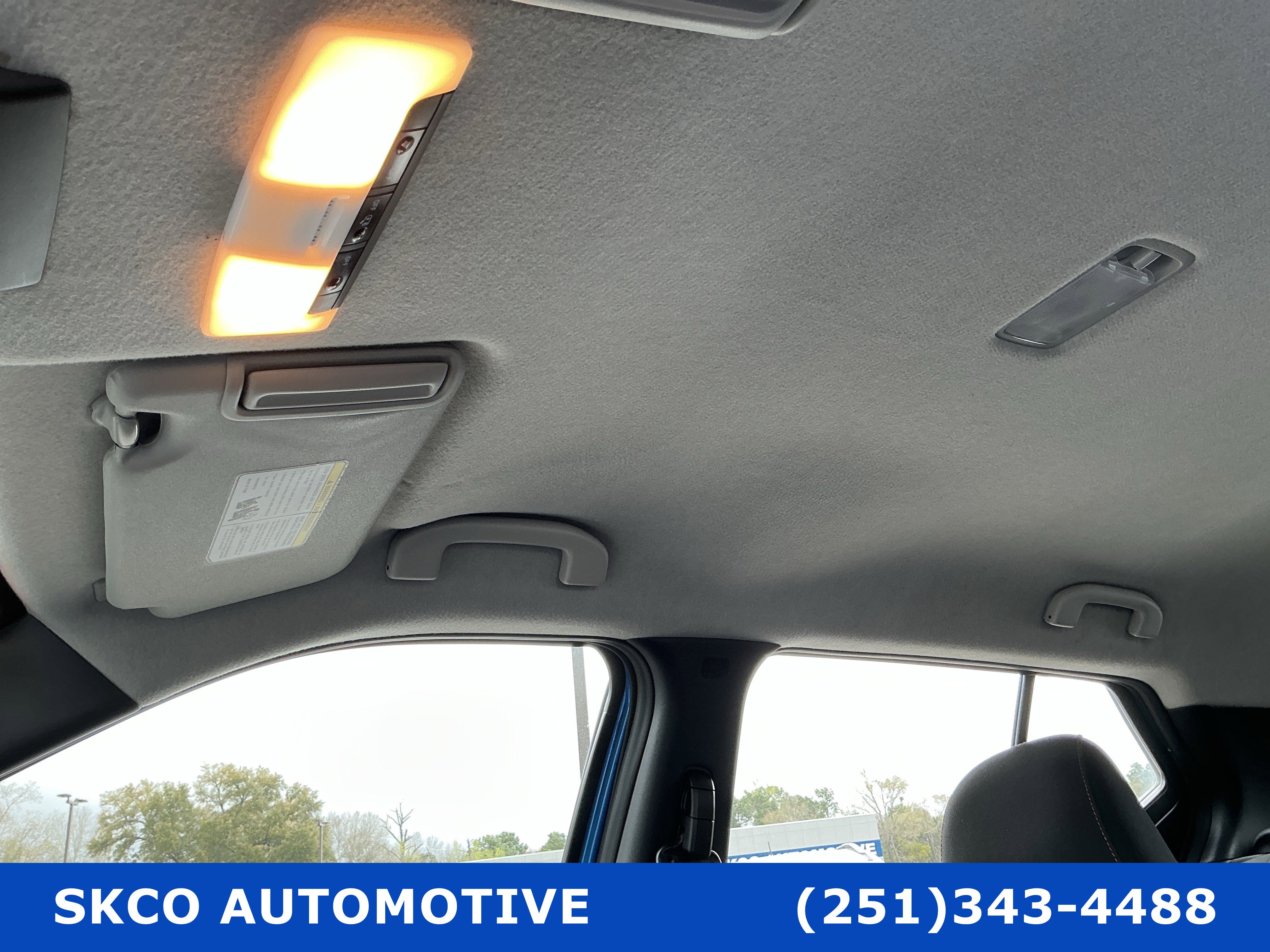 Used 2022 Nissan Kicks SR image 26