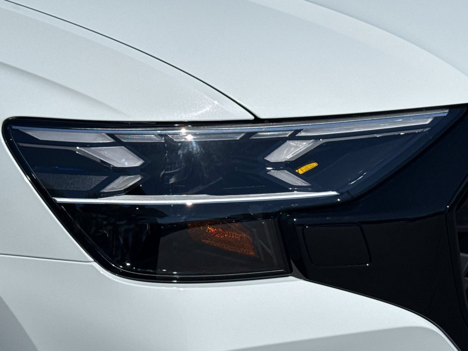 New 2026 Audi SQ8 Prestige AWD/4WD image 28
