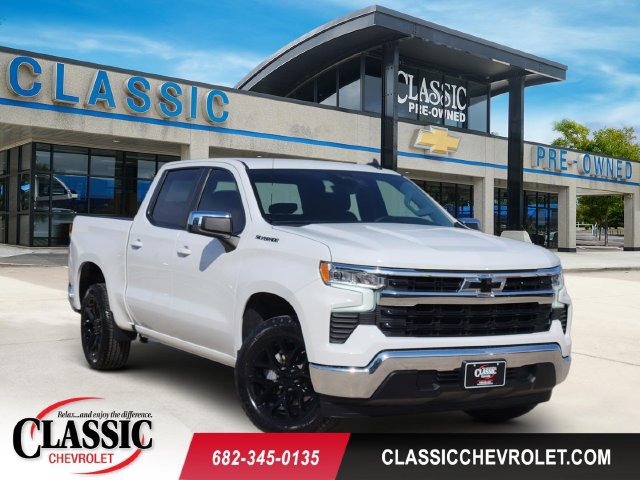 Used 2024 Chevrolet Silverado 1500 LT