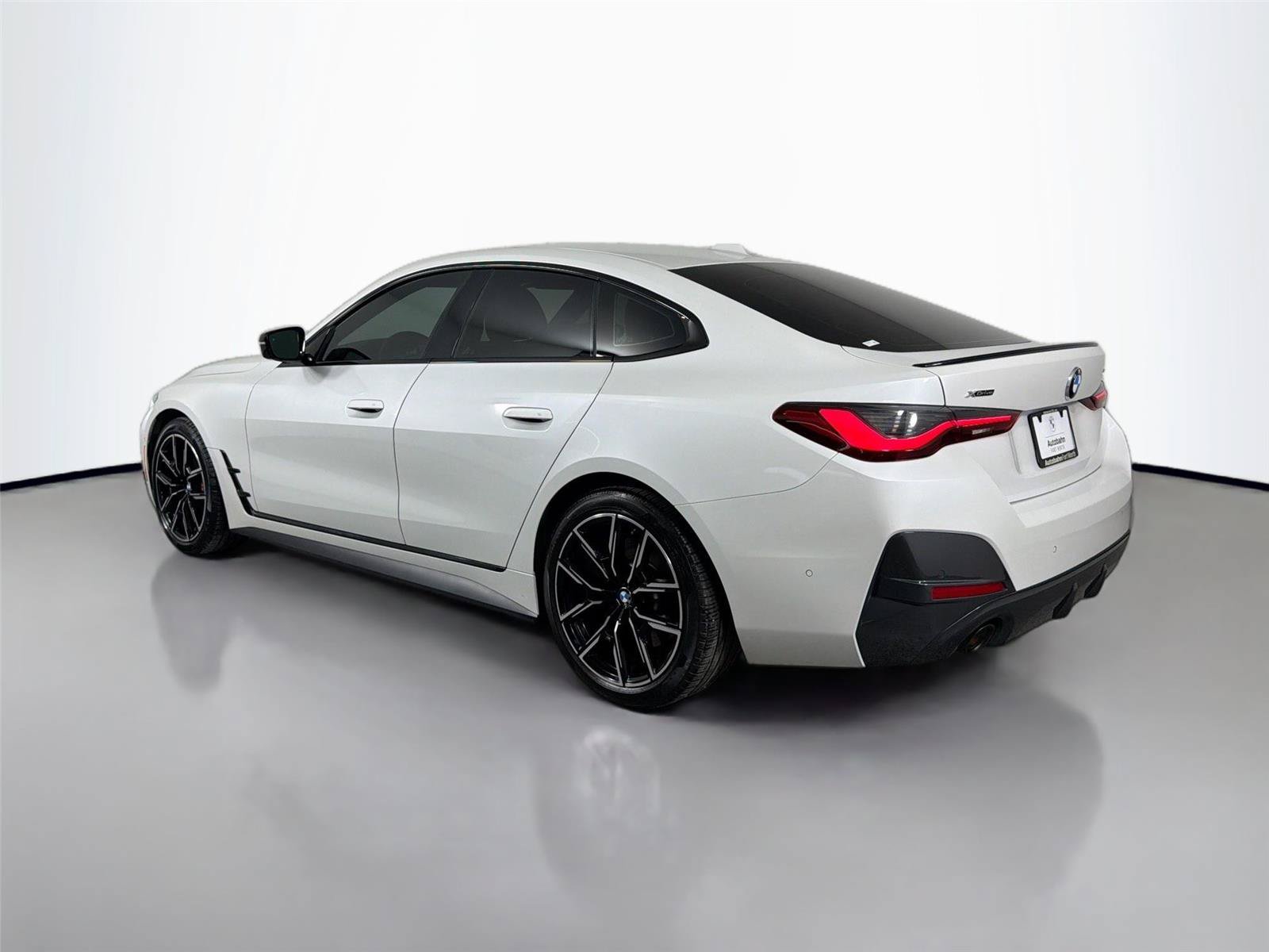 Used 2023 BMW 430i Gran Coupe xDrive w/ M Sport Package AWD/4WD image 8