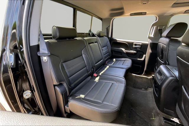 Used 2015 GMC Sierra 2500 Denali w/ Duramax Plus Package AWD/4WD image 17