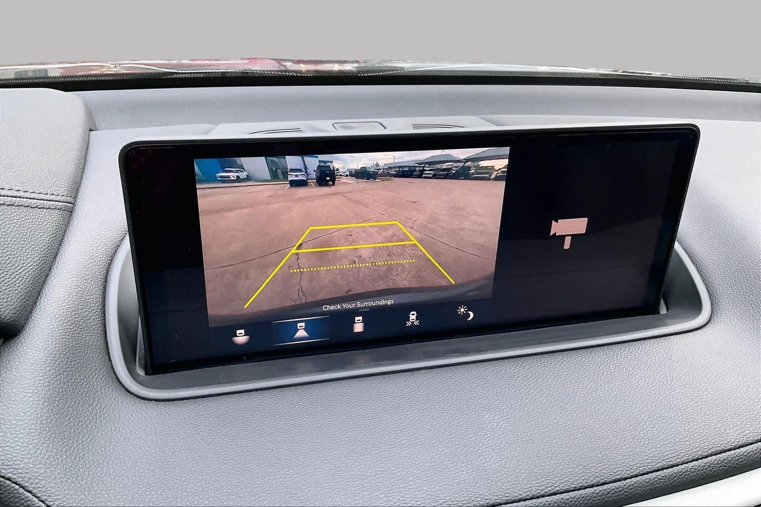 Used 2024 Acura MDX FWD image 25