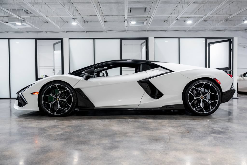 Used 2025 Lamborghini Revuelto AWD/4WD image 89