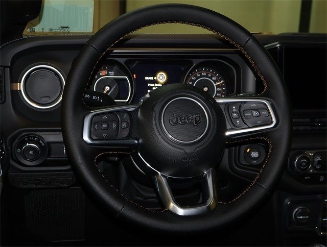 New 2025 Jeep Wrangler Unlimited Sahara w/ Safety Group AWD/4WD image 6
