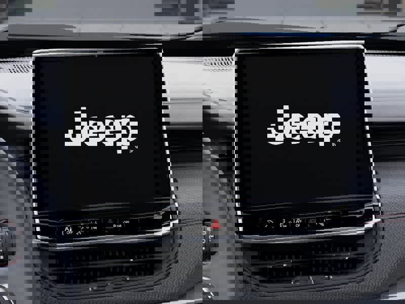 New 2026 Jeep Compass Trailhawk image 18