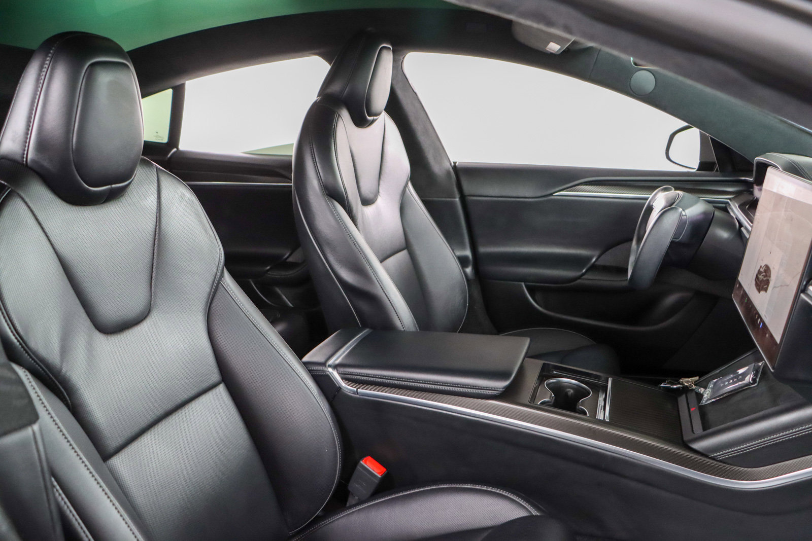 Used 2022 Tesla Model S Plaid image 25