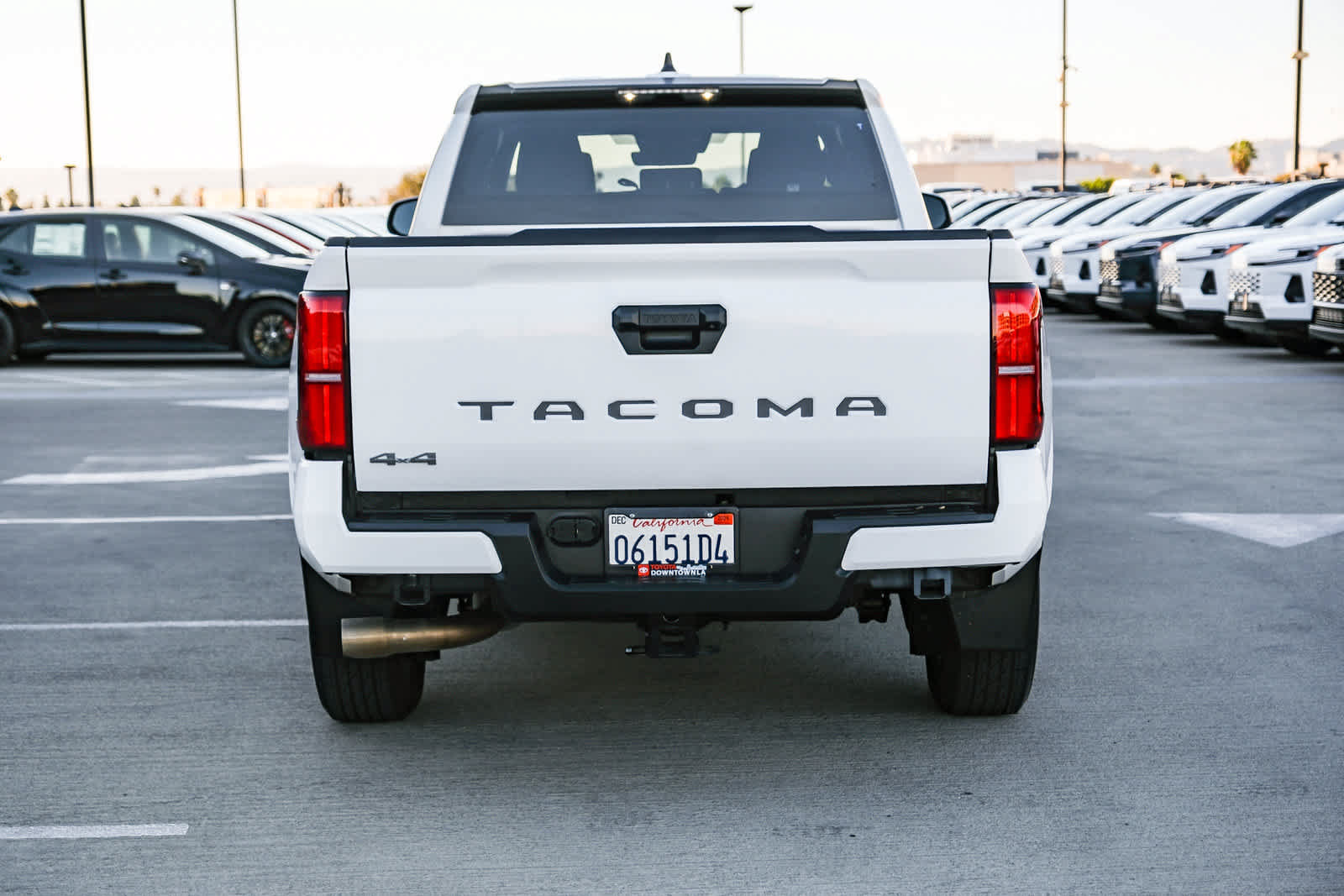 Certified 2024 Toyota Tacoma SR5 AWD/4WD image 5