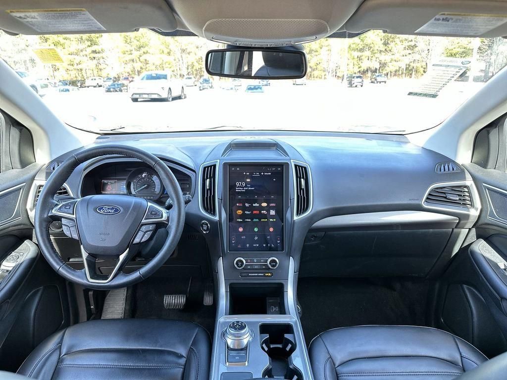 Used 2024 Ford Edge SEL AWD/4WD image 32