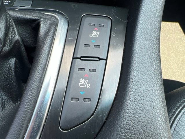 Used 2012 Kia Optima Hybrid w/ Hybrid Premium Technology Pkg FWD image 25