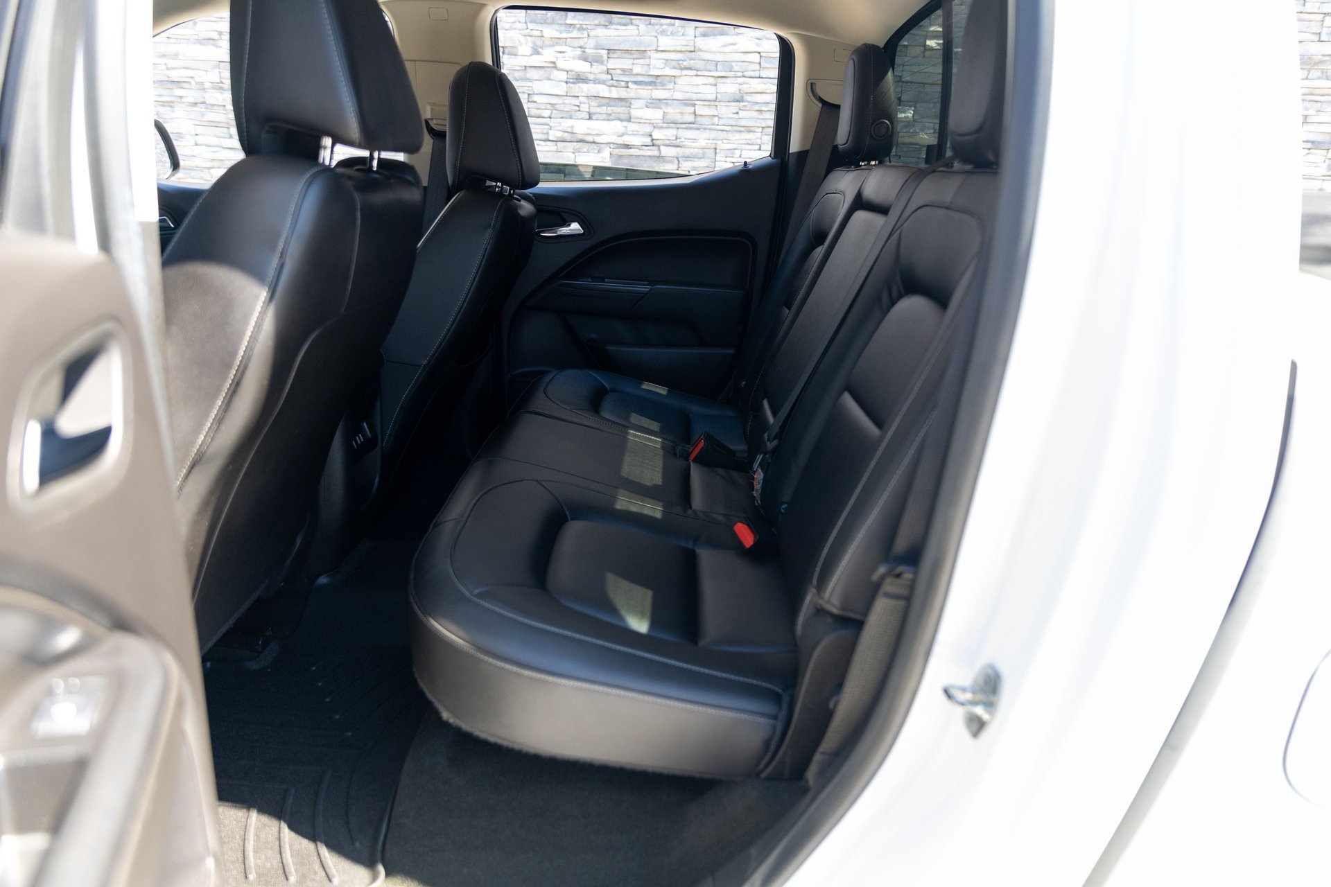 Used 2018 Chevrolet Colorado ZR2 image 33