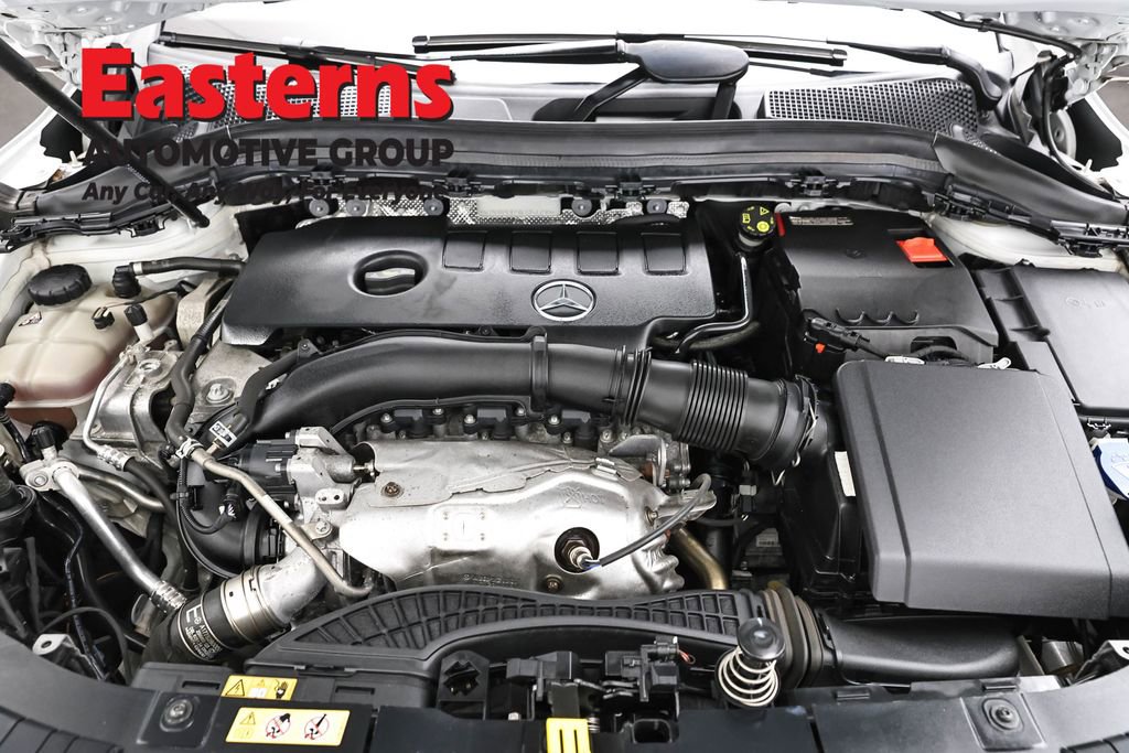 Used 2022 Mercedes-Benz GLA 250 4MATIC w/ Premium Package Lite image 7