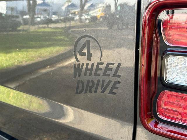 Certified 2025 Jeep Gladiator Willys image 22