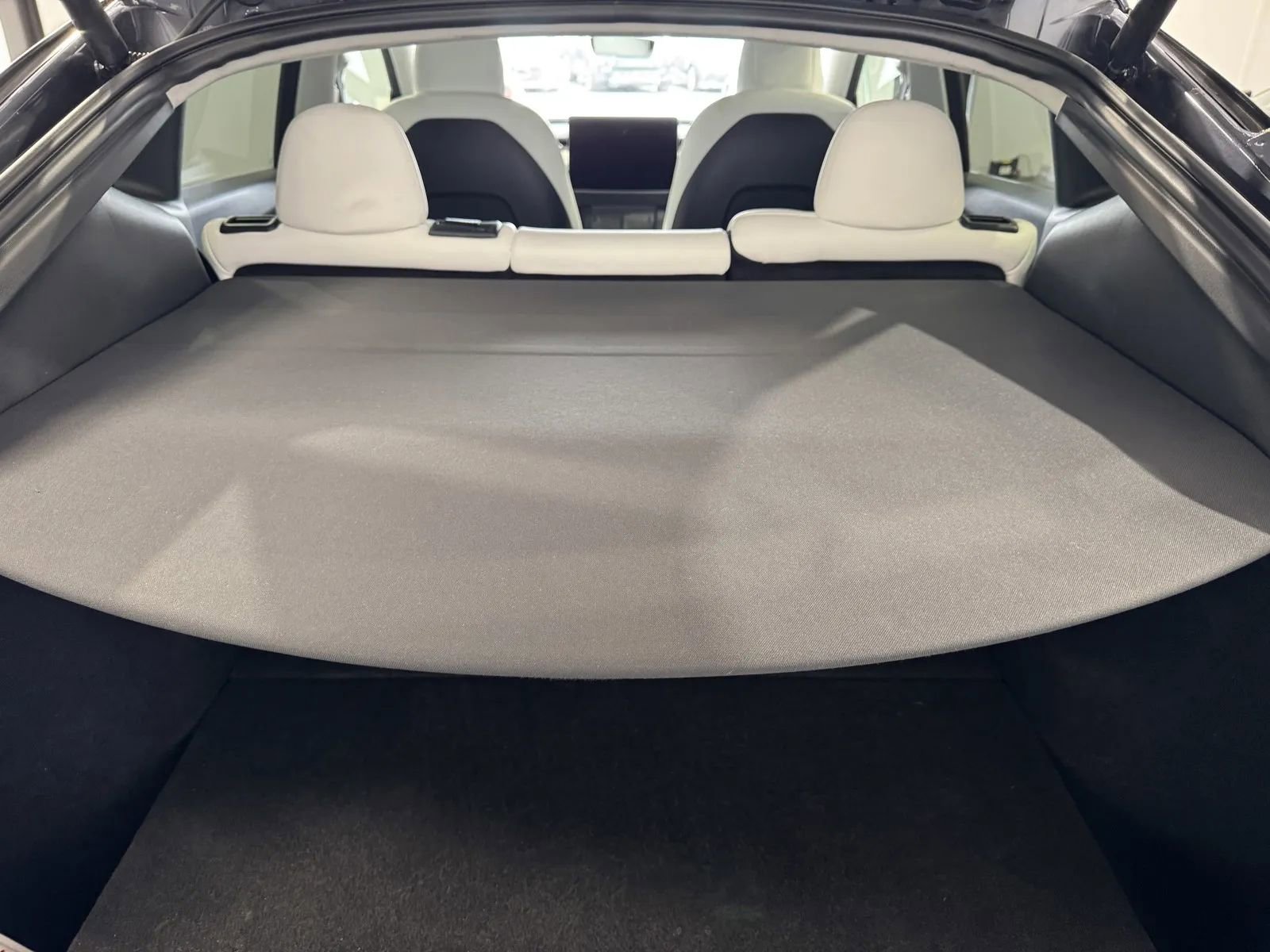 Used 2023 Tesla Model Y Long Range image 10