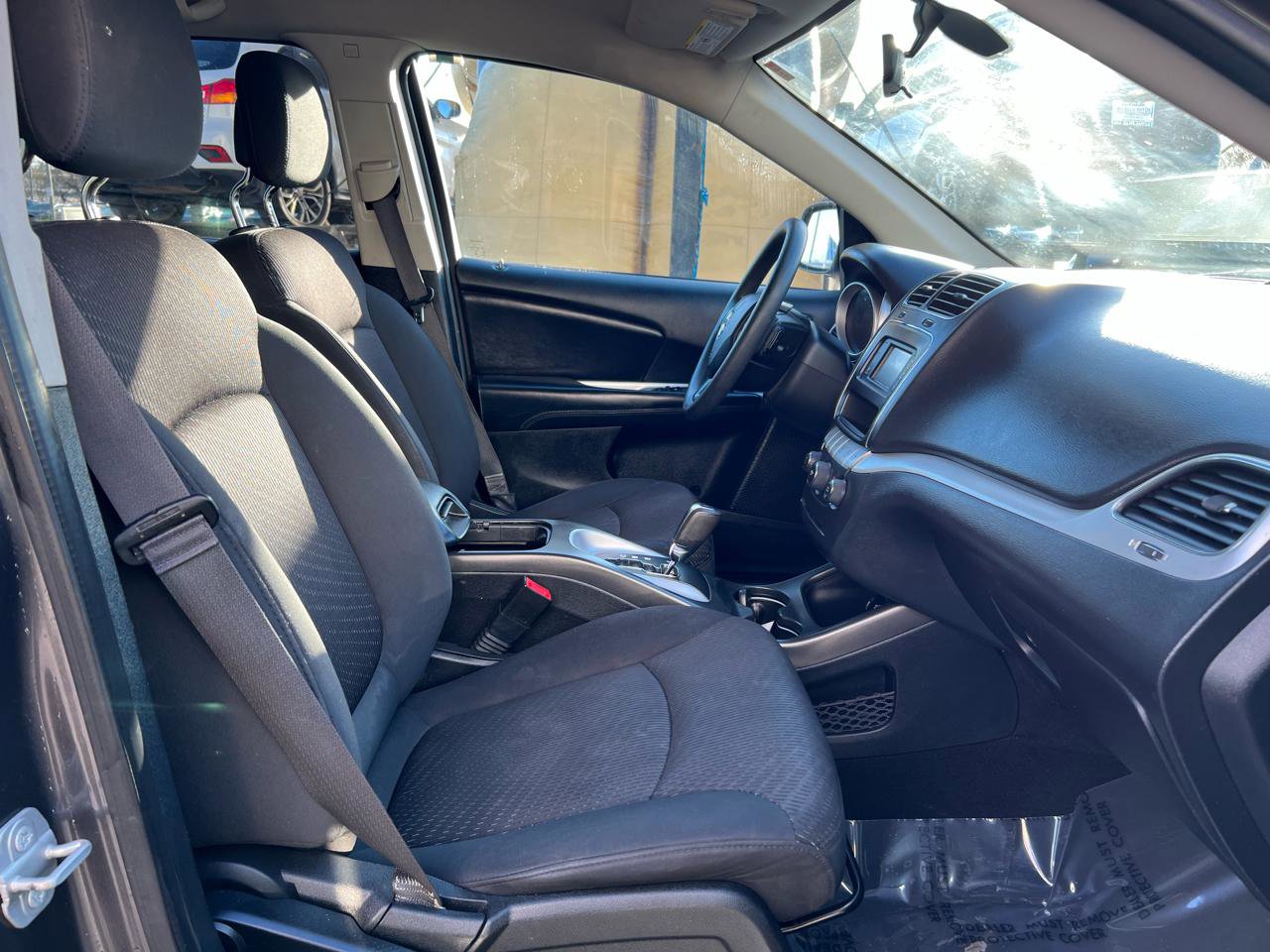 Used 2018 Dodge Journey SE image 16