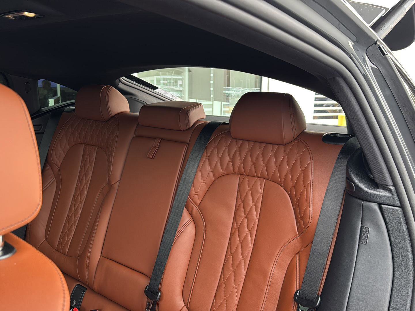 New 2026 BMW X6 xDrive40i w/ Executive Package image 26