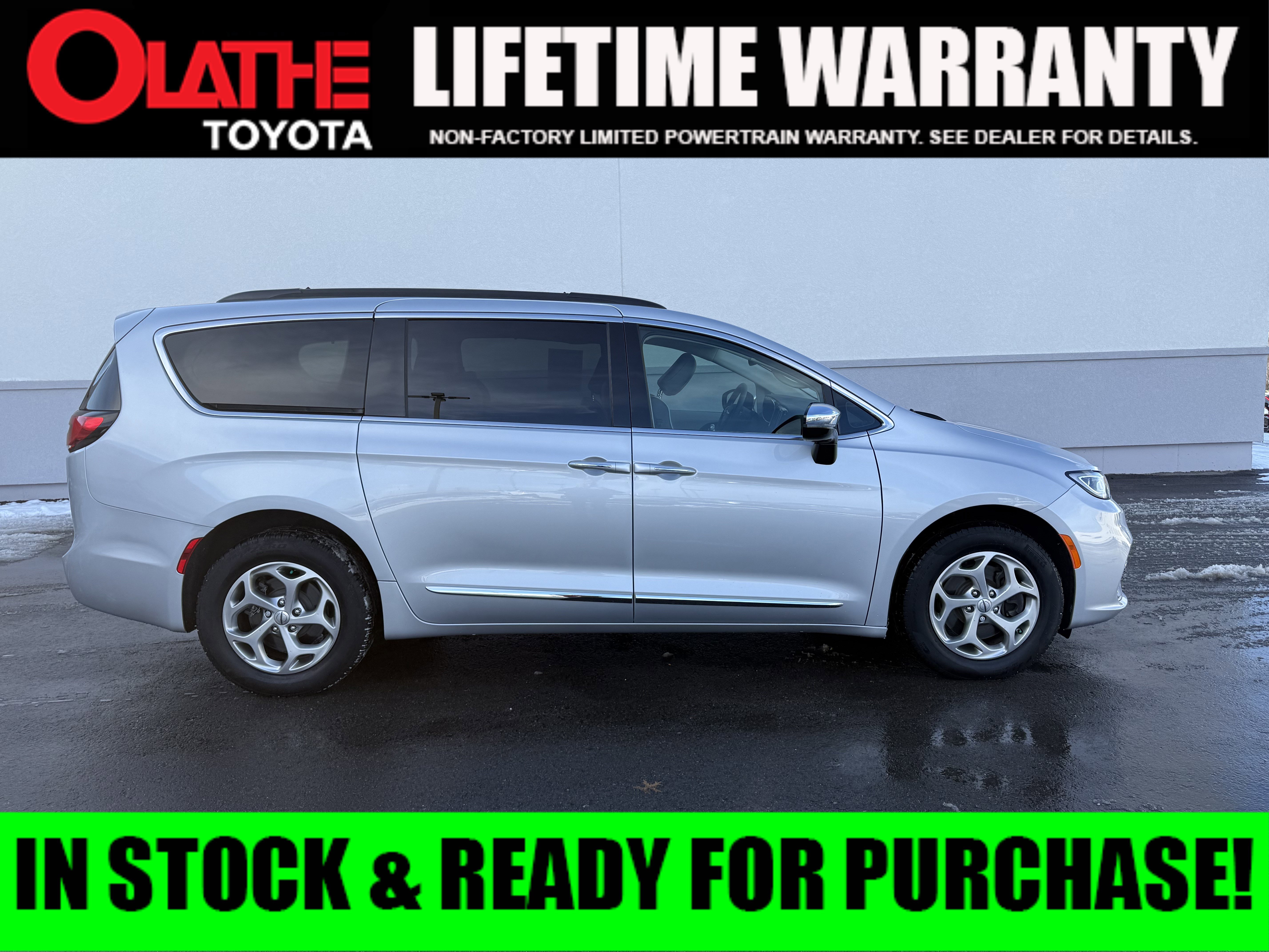 Used 2023 Chrysler Pacifica Limited