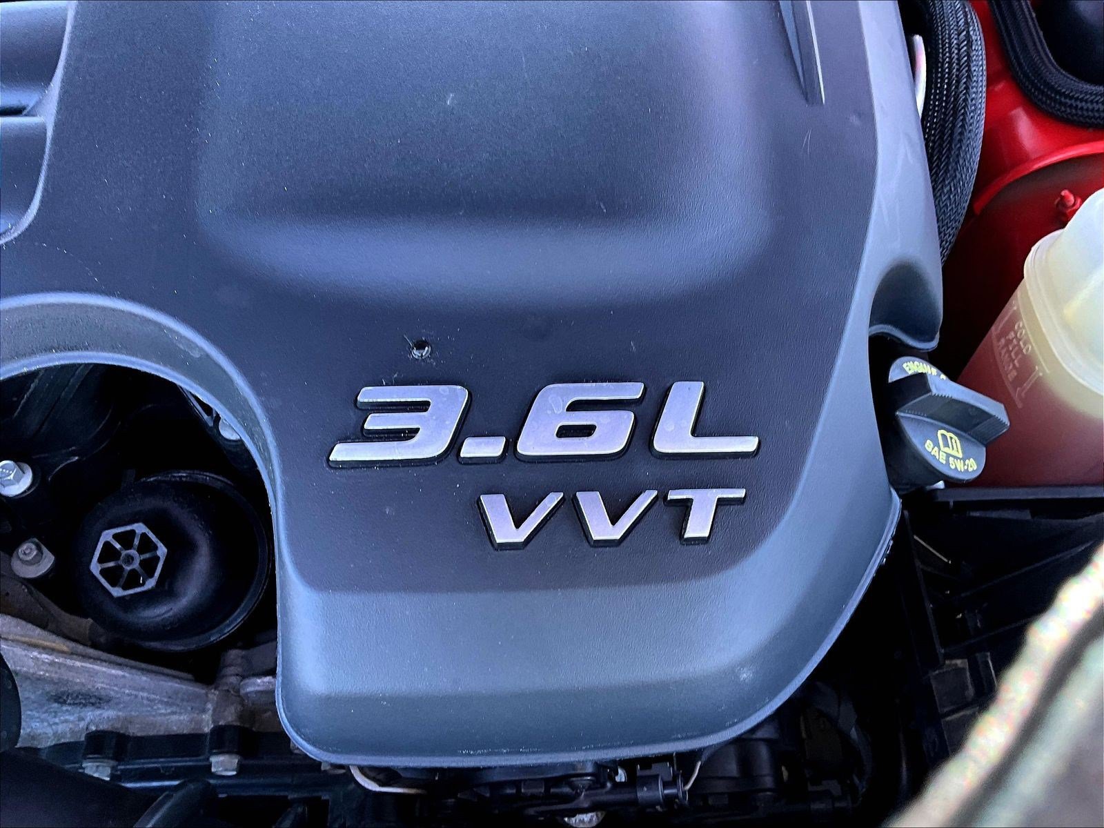 Used 2020 Dodge Challenger SXT w/ Blacktop Package RWD image 31