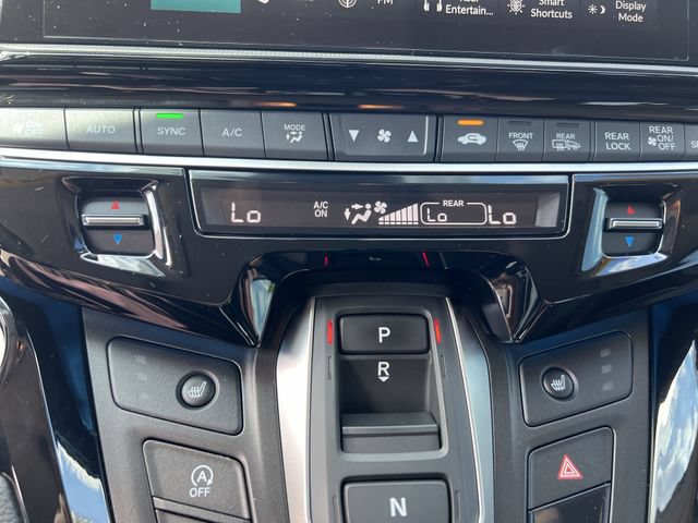 Used 2025 Honda Odyssey Touring image 17