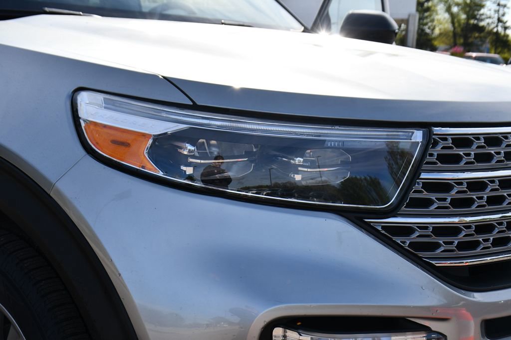 Used 2024 Ford Explorer Limited AWD/4WD image 43
