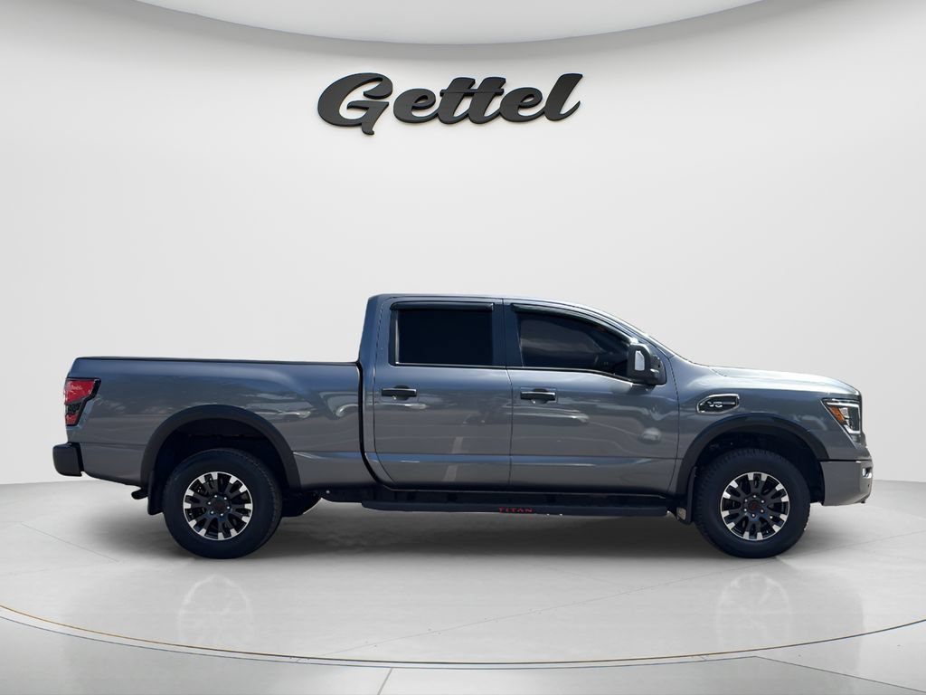 Used 2023 Nissan Titan PRO-4X w/ Pro-4x Convenience Package AWD/4WD image 4