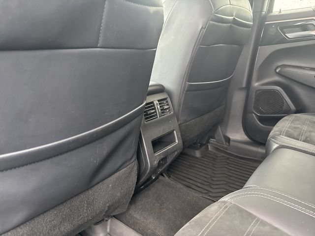 Used 2024 Mitsubishi Outlander SE AWD/4WD image 37