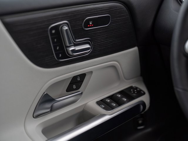 Certified 2023 Mercedes-Benz GLB 250 4MATIC image 28