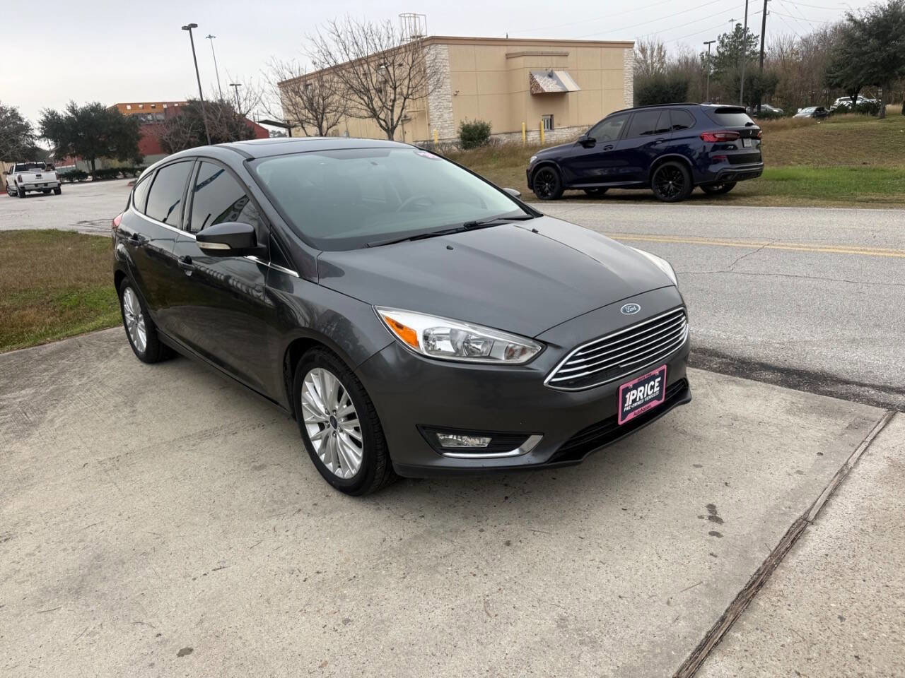 Used 2018 Ford Focus Titanium image 5