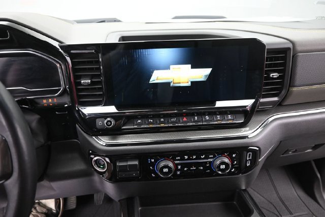 Used 2022 Chevrolet Silverado 1500 ZR2 AWD/4WD image 21