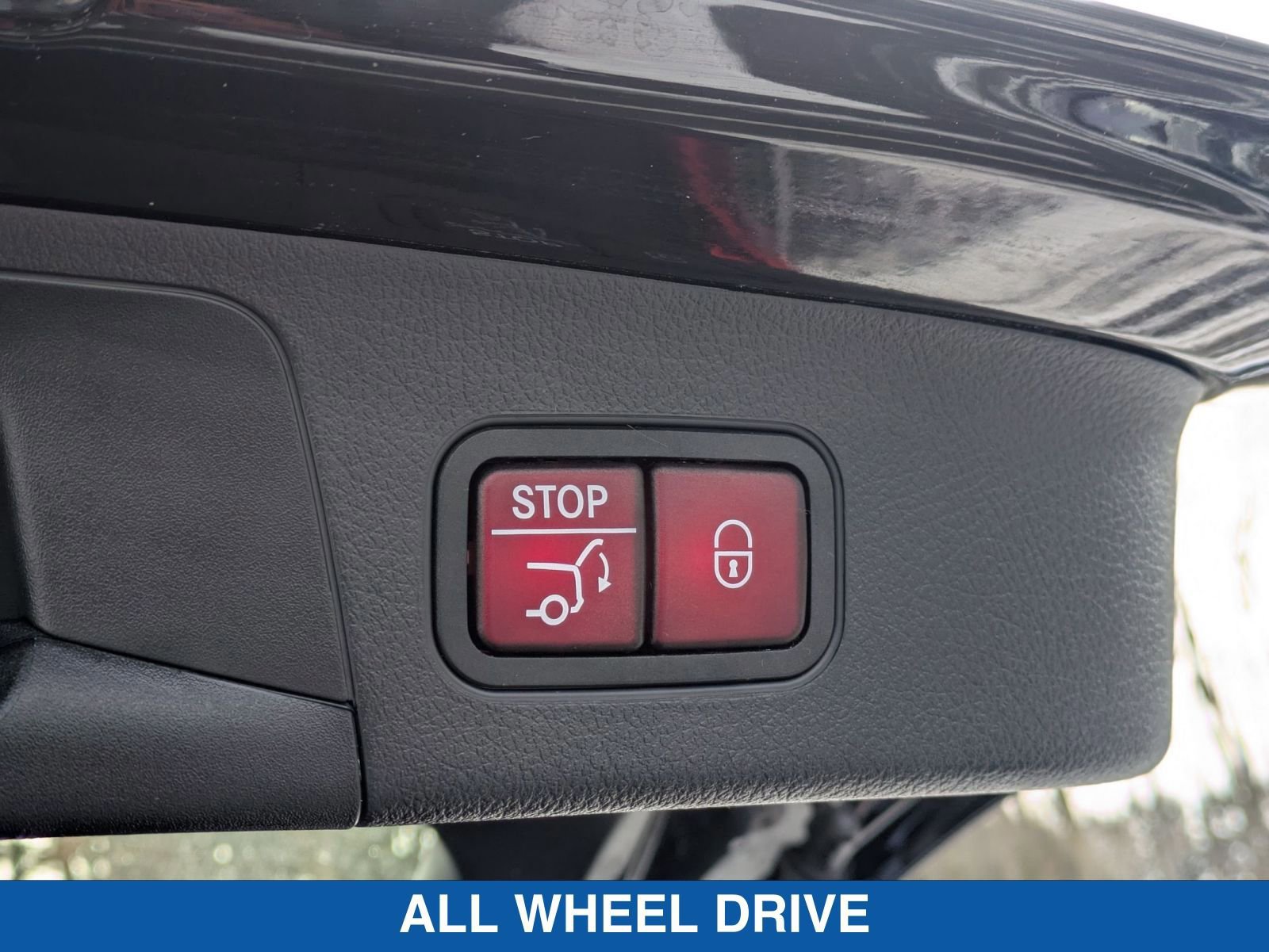 Used 2024 Mercedes-Benz GLA 35 AMG 4MATIC image 31