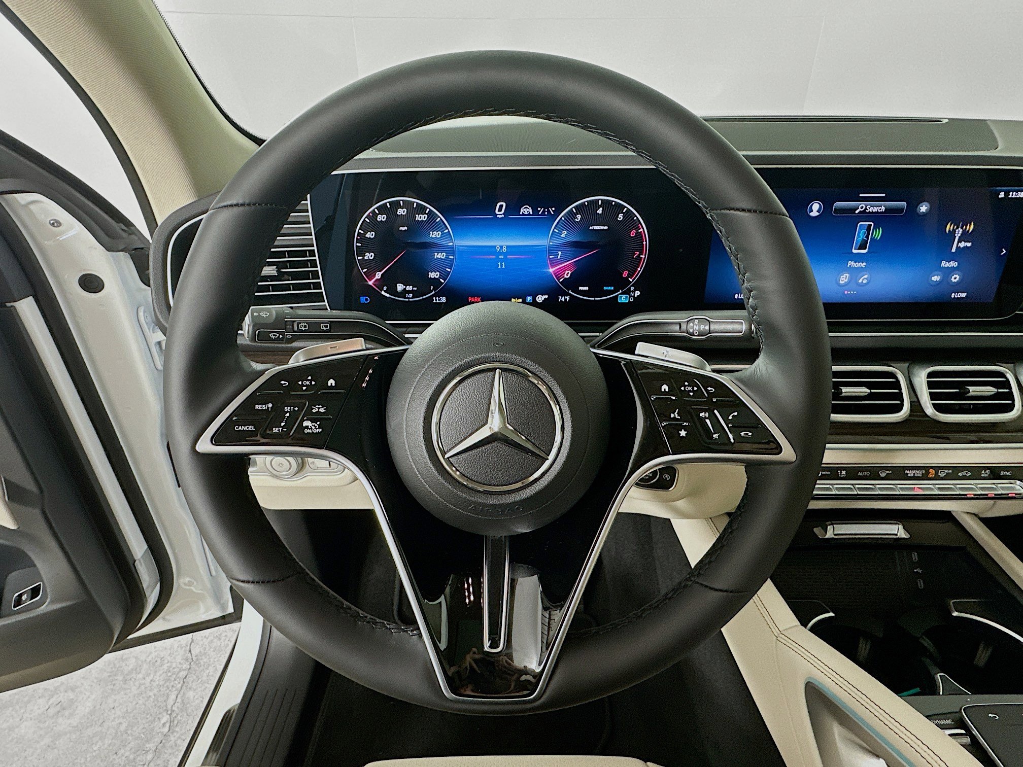 Used 2026 Mercedes-Benz GLE 450 4MATIC image 11