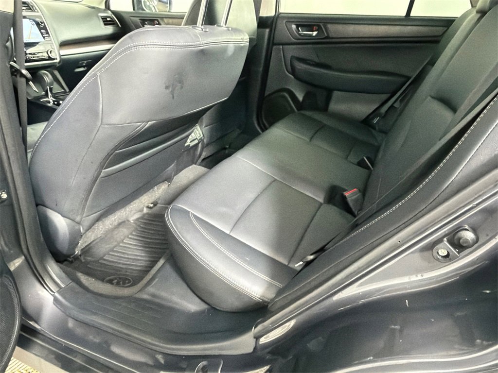 Used 2019 Subaru Outback 2.5i Limited w/ Popular Package #2 image 23