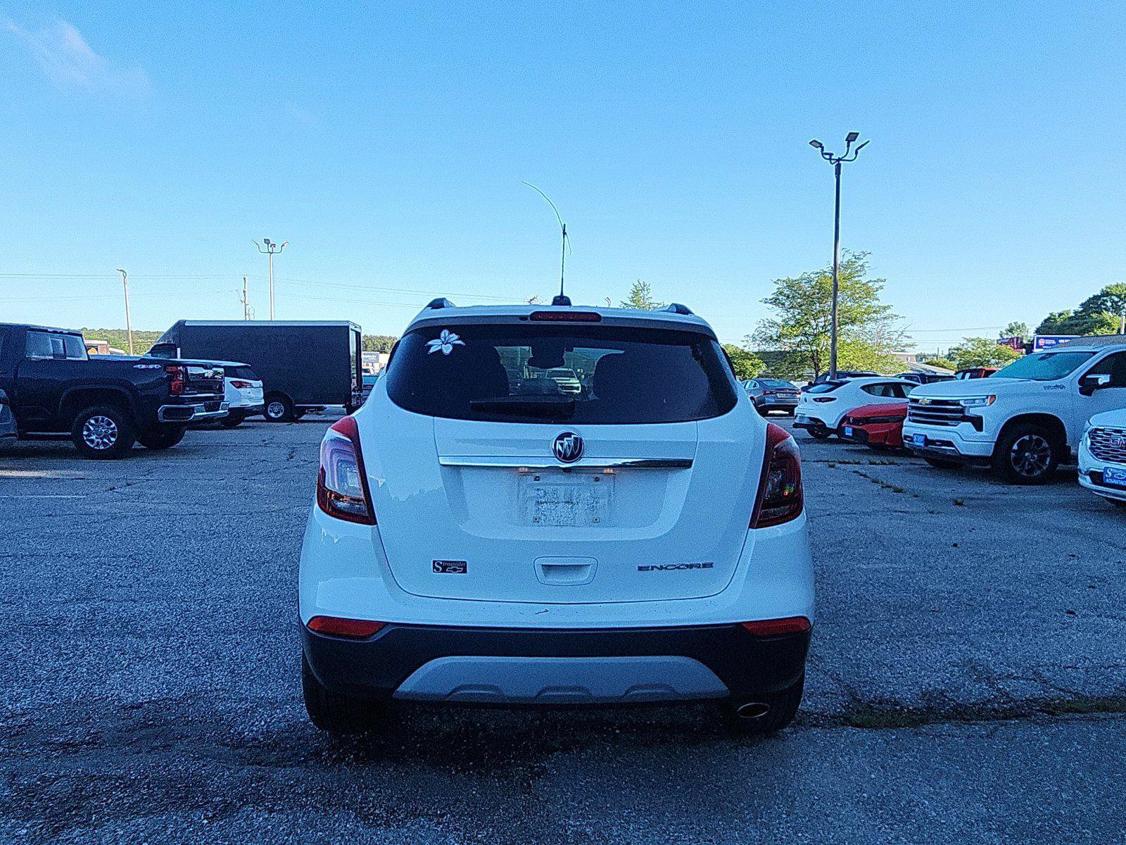 Used 2019 Buick Encore Preferred FWD image 4
