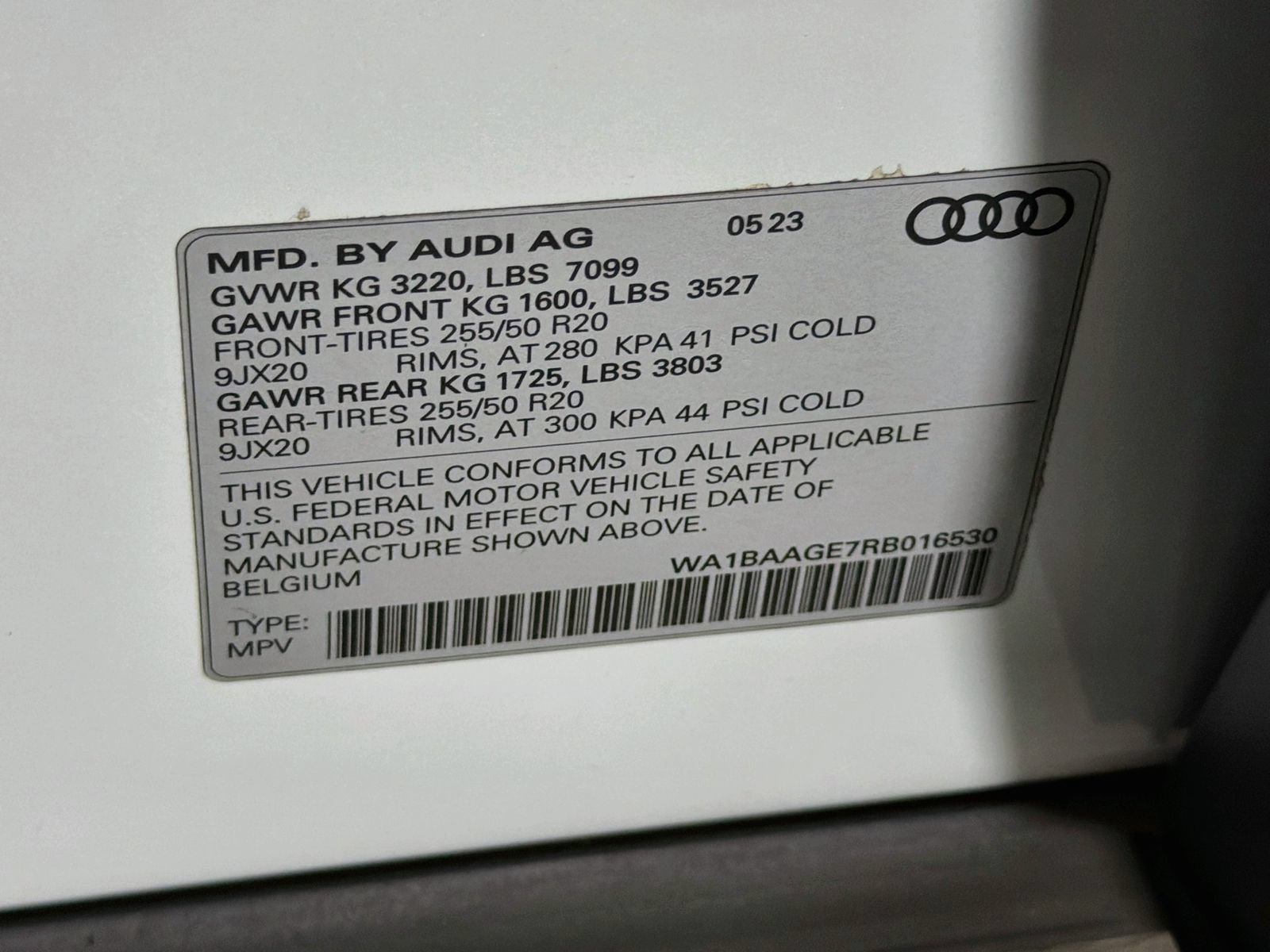 Certified 2024 Audi Q8 e-tron Premium AWD/4WD image 33