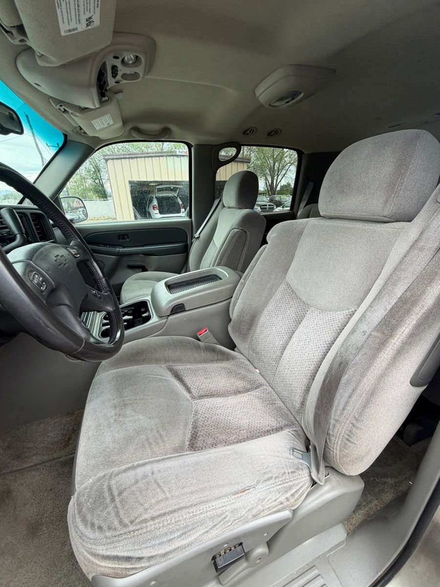 Used 2003 Chevrolet Suburban LS w/ LS Preferred Equipment Group image 25