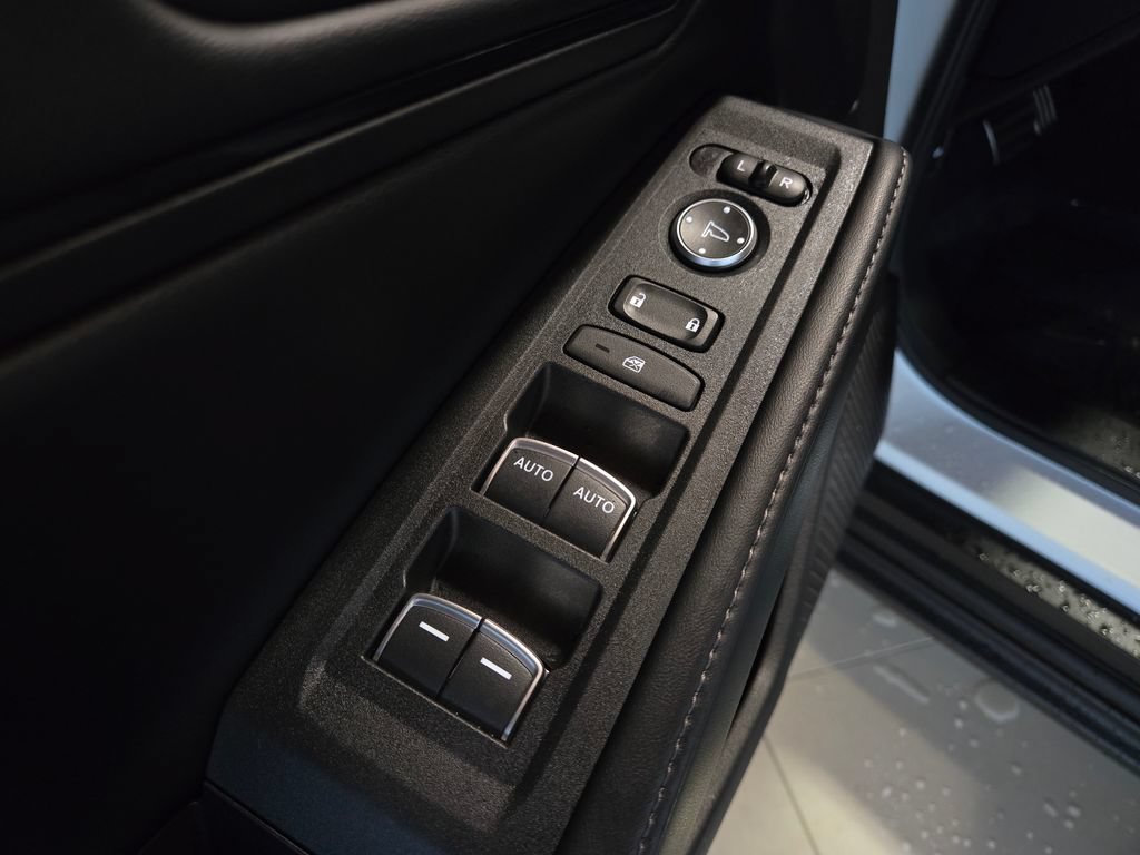 Used 2023 Honda Accord Sport image 17