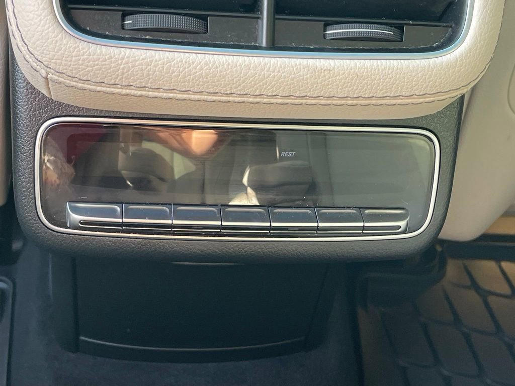 Used 2022 Mercedes-Benz GLS 450 4MATIC image 31