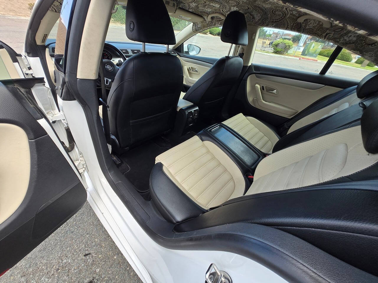Used 2010 Volkswagen CC Sport FWD image 24