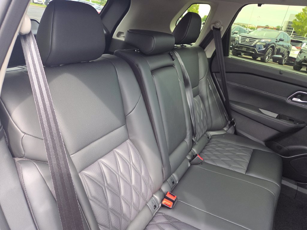 New 2026 Nissan Rogue Platinum AWD/4WD image 33