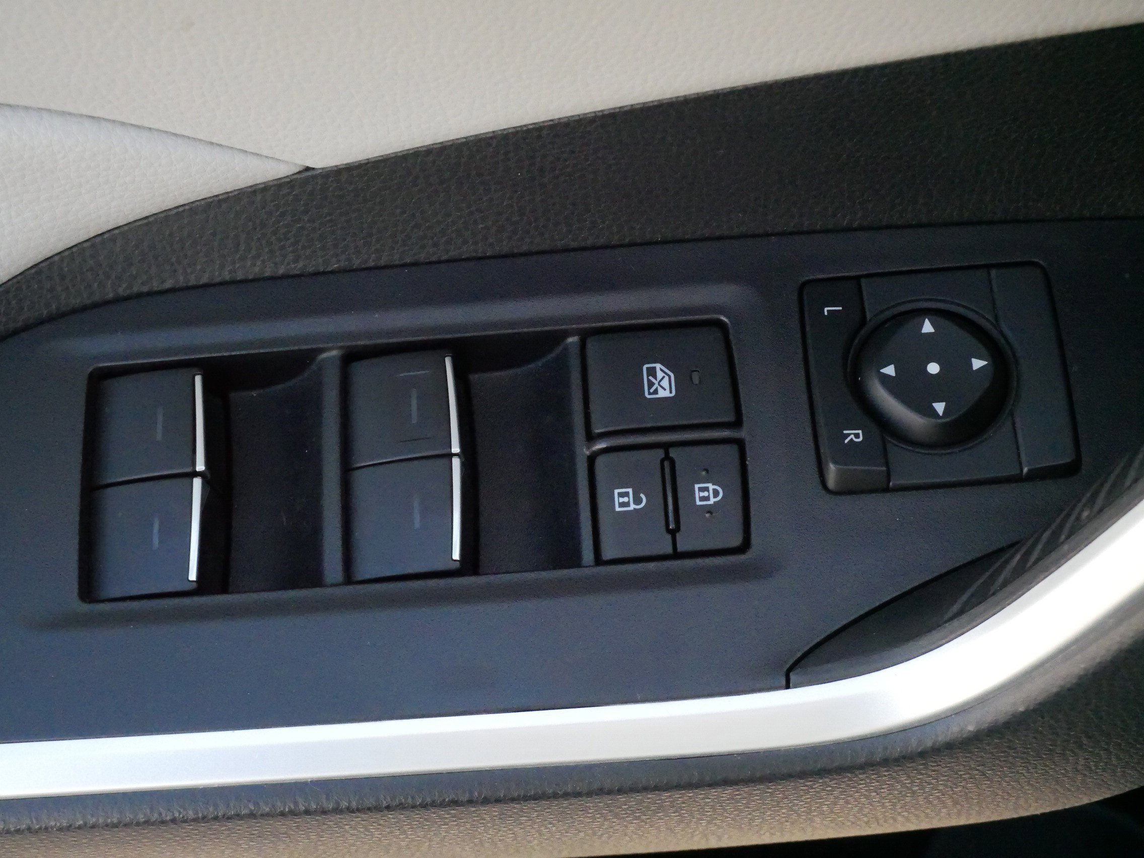 Certified 2024 Toyota RAV4 XLE image 19