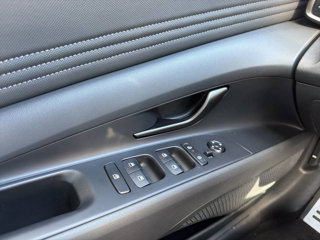 New 2025 Hyundai Elantra Sport image 26