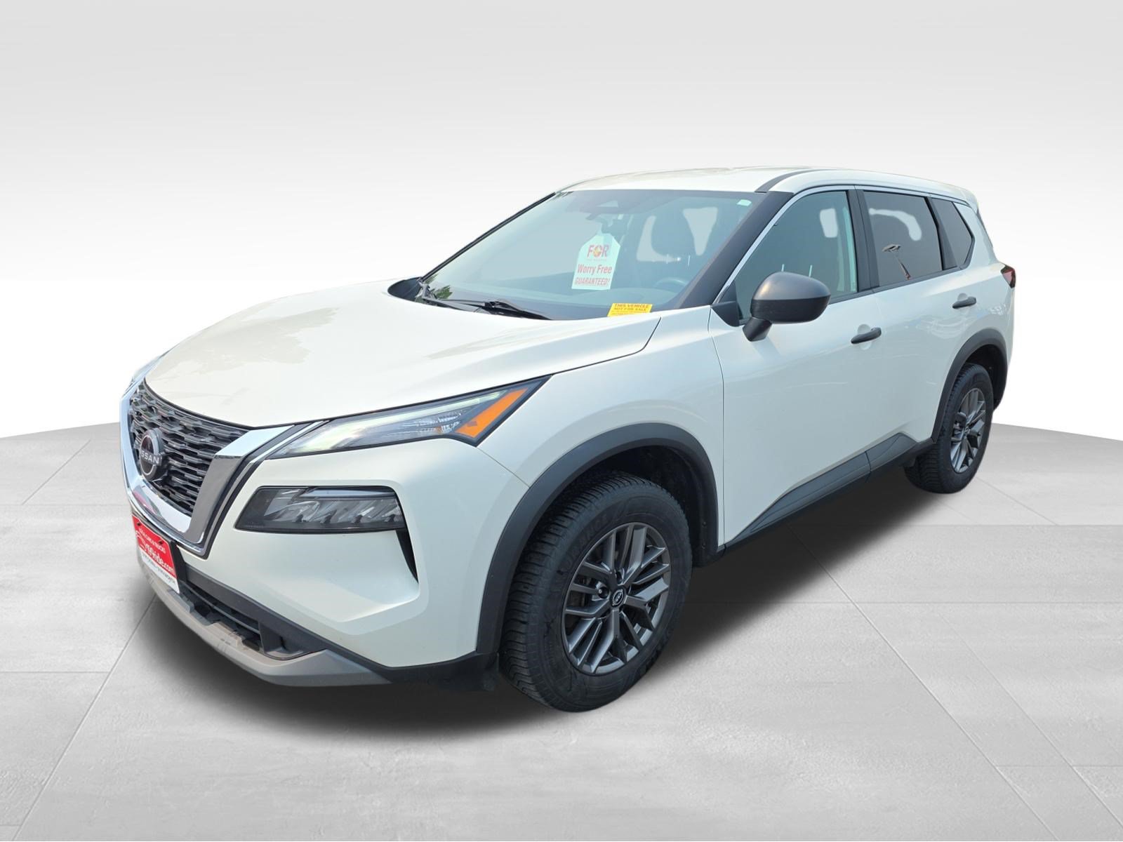 Used 2023 Nissan Rogue S AWD/4WD image 1