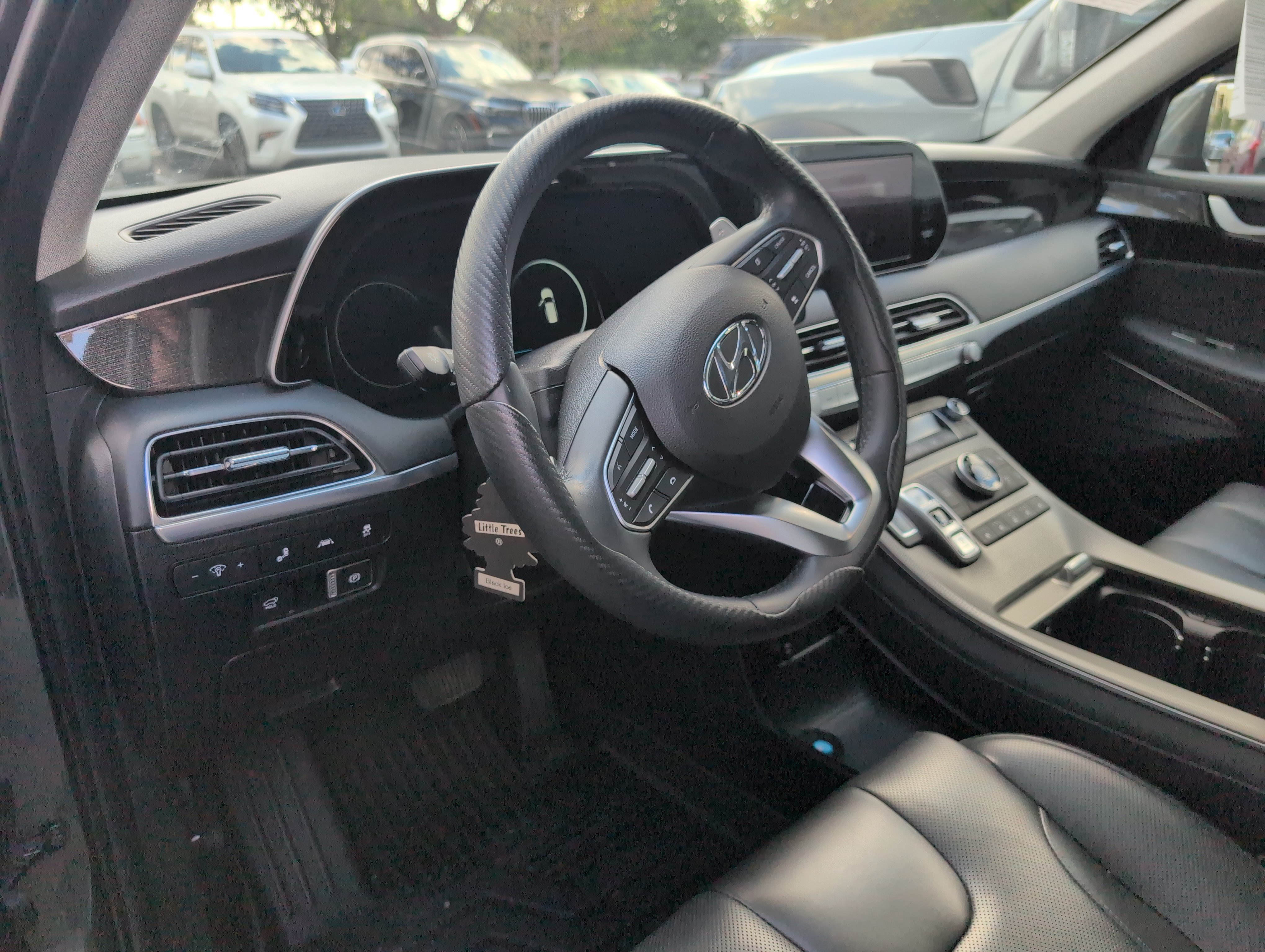 Used 2022 Hyundai Palisade Limited w/ Cargo Package AWD/4WD image 6