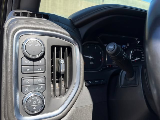 Used 2022 GMC Sierra 3500 Denali w/ Denali Ultimate Package AWD/4WD image 20