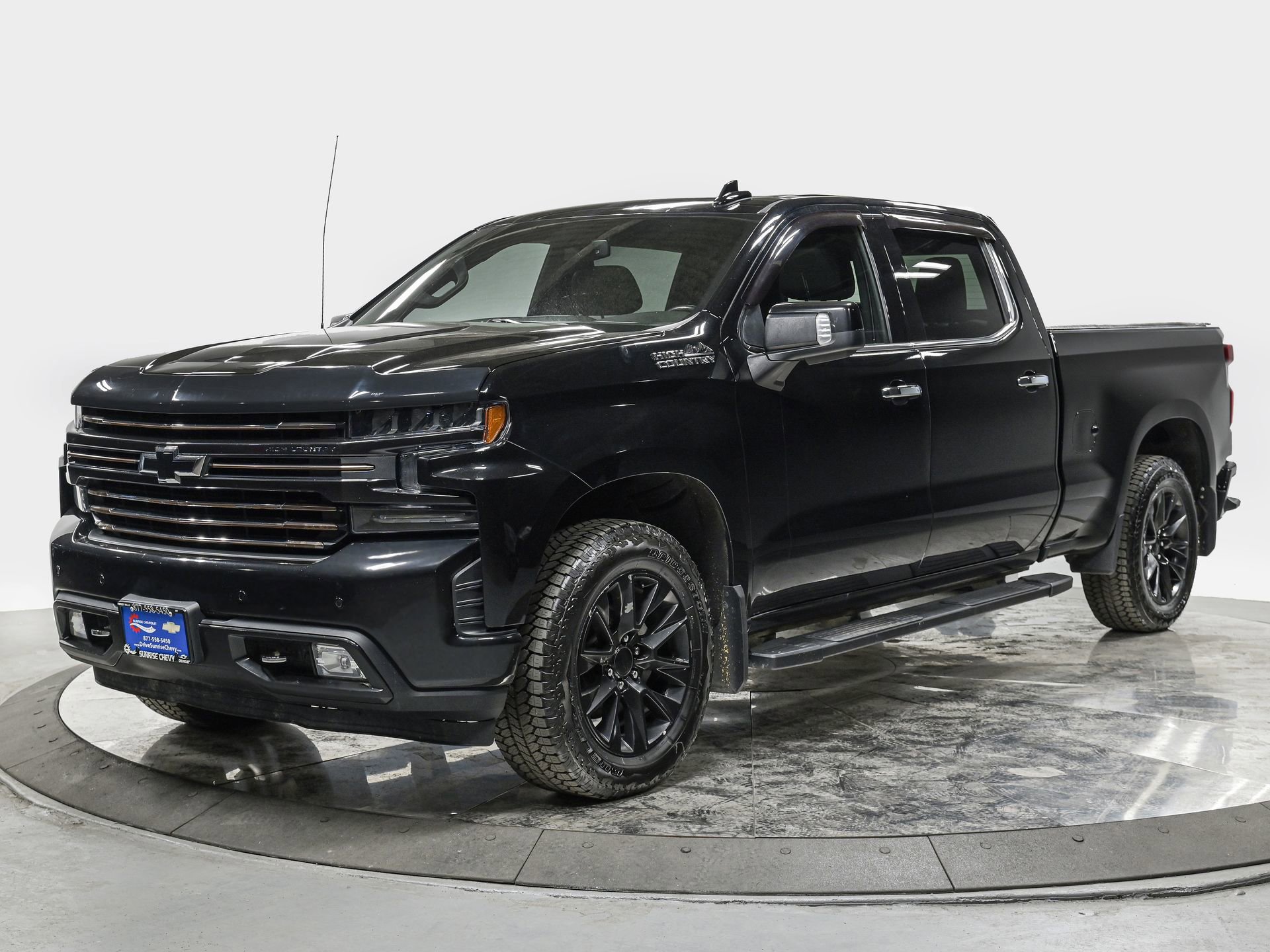 Used 2022 Chevrolet Silverado 1500 High Country w/ Z71 Off-Road Package image 1