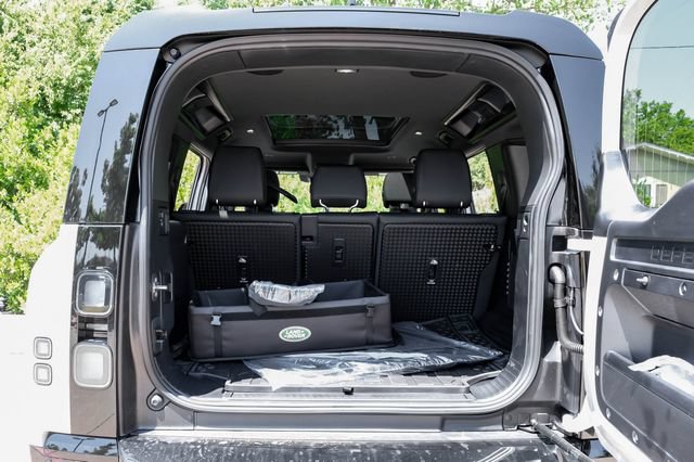 New 2026 Land Rover Defender 110 X-Dynamic SE AWD/4WD image 60