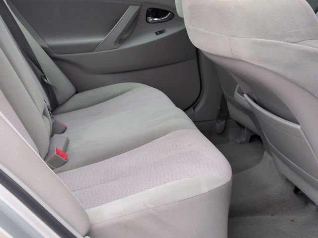 Used 2011 Toyota Camry image 24