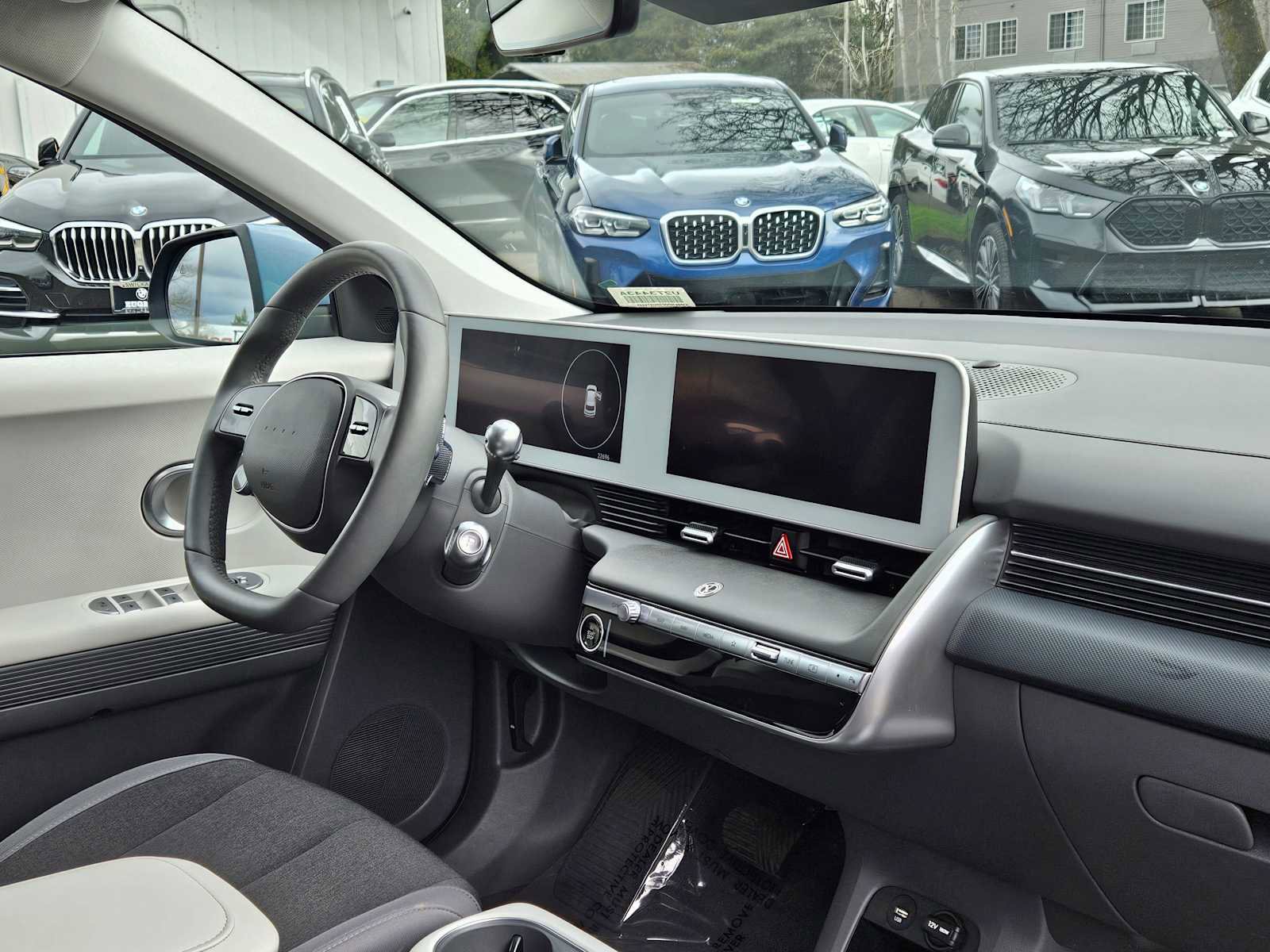 Used 2024 Hyundai Ioniq 5 SEL image 12