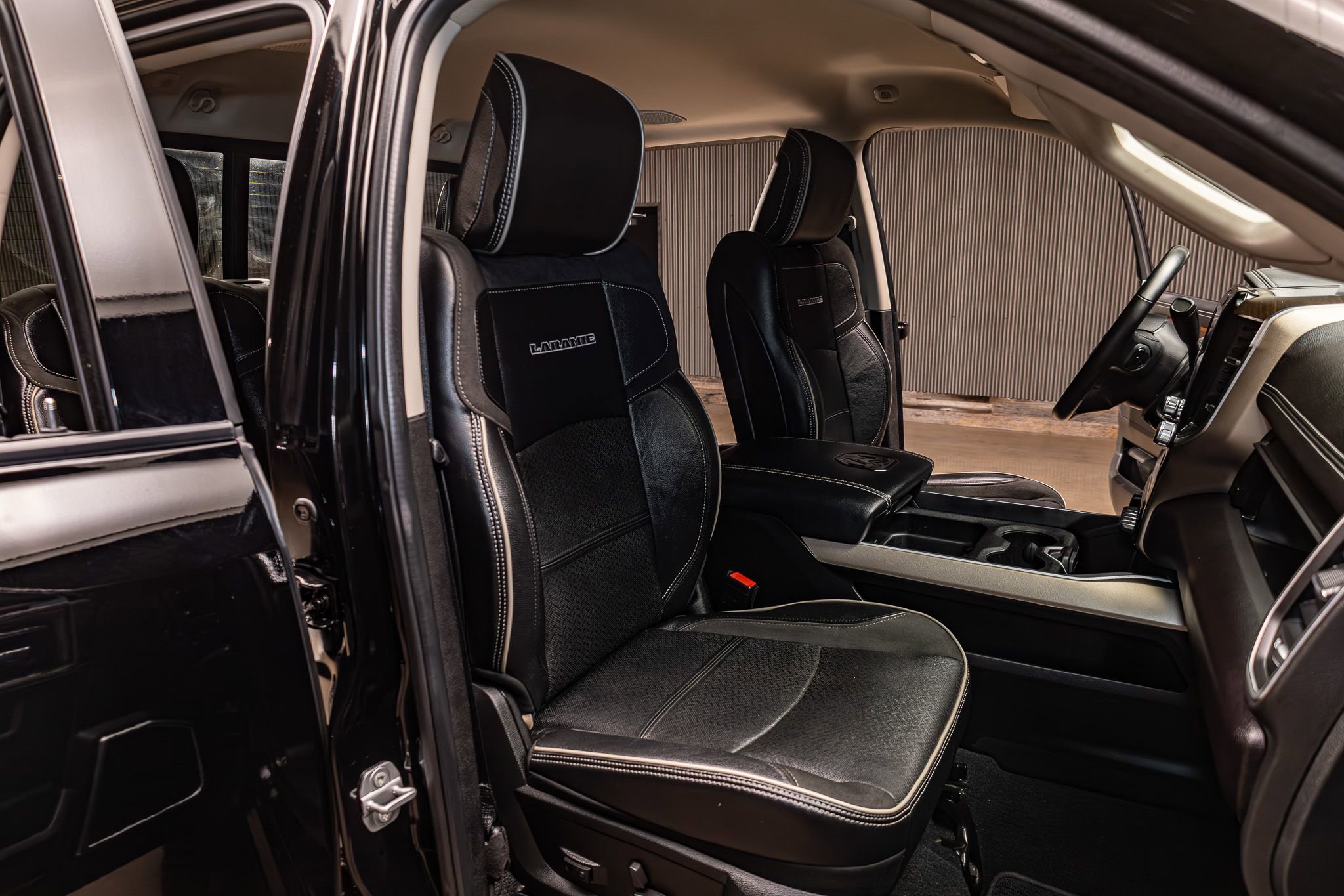 Used 2023 RAM 2500 Laramie image 27